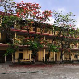 Emmanuel English HS School building